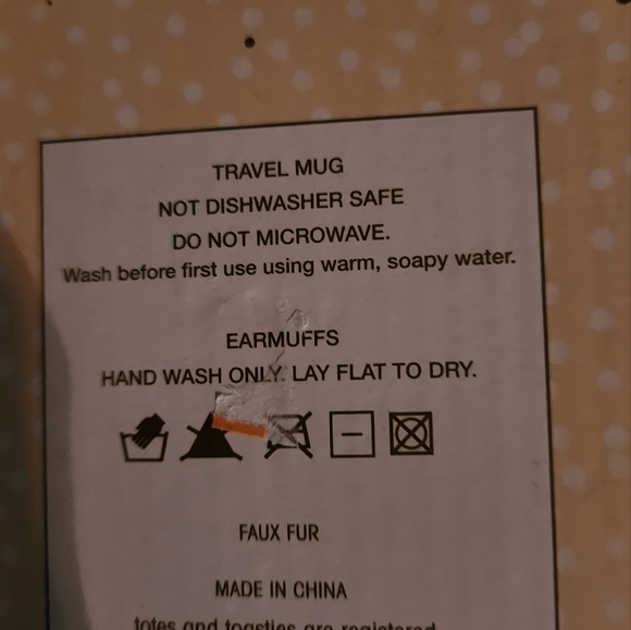 Travel mug/ Earmuffs - Picture 2 of 3